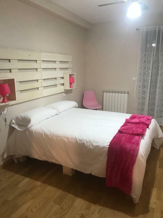 Apartamento Turistico “El Yugo” Arguedas Exterior photo